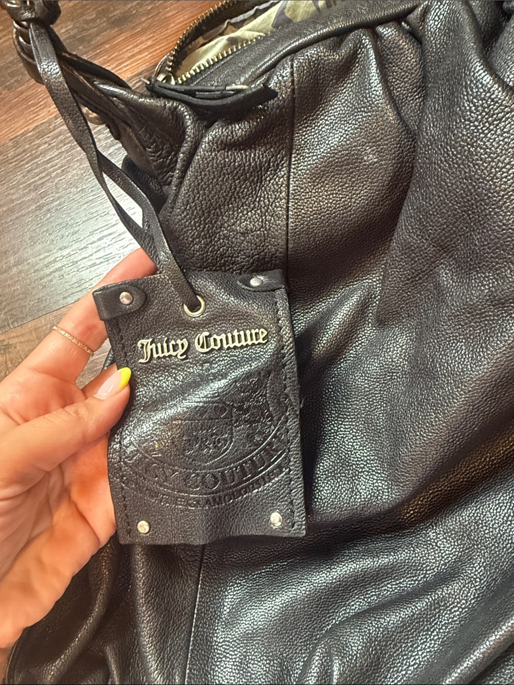 Juicy Couture Black Gathered Leather Hobo Bag - Picture 5 of 6
